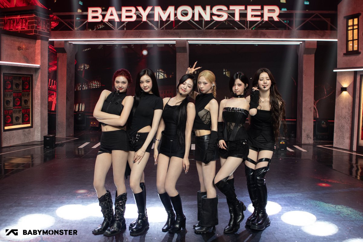 ygMonstiez's tweet photo. #HI_MONSTIEZ

까만 밤 빛이나🌕
베몬이가 나타나😈

함께해 주신 MONSTIEZ 여러분 감사합니다❗

#BABYMONSTER #베이비몬스터 #3rdMINIALBUM #춤 #CHOOM #MOON https://t.co/sNazcZZj2T