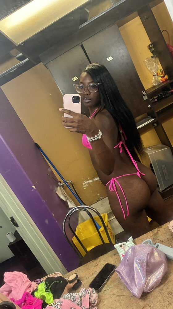 Keisha7t's tweet photo. You give me a reason to 😍 🥰
#detroitfreaks
#Michiganfreaks #313freaks #detroitcontentcreator https://t.co/Ab49zLEww4