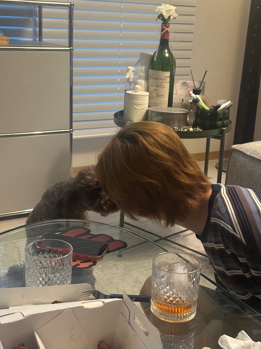 bambi_0817's tweet photo. So cute...🥰💙 #김진우 https://t.co/RYln7qgAjv