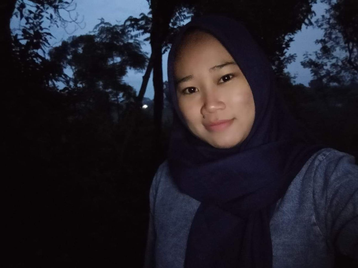 0xmony3t's tweet photo. Magrib menjelang kita jalan2 dulu hayoo https://t.co/UyuRjxnsYZ
