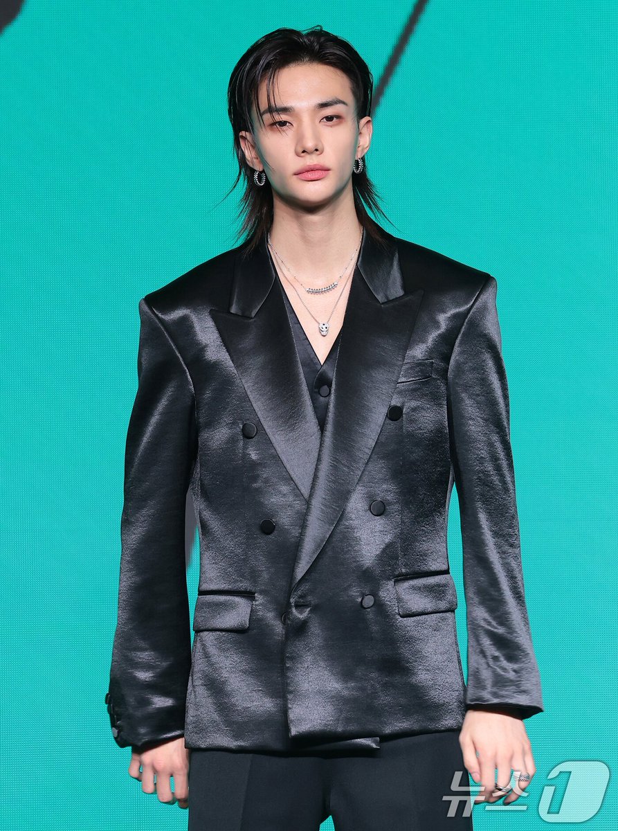 sportalkorea's tweet photo. 🌟260806 스트레이키즈 현진
📸 Photographed by 뉴스1
#현진 #Hyunjin
#StrayKids #스트레이키즈
#THIS_AND_THAT
#StrayKidsComeback https://t.co/BdBSofcOSF