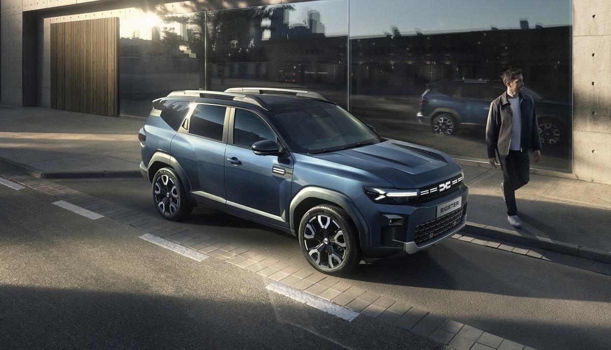 motornewsonline's tweet photo. Dacia Slashes Hybrid SUV Prices with Limited Offer: Read all about this Limited-Time Offer here... https://t.co/BAJSOg5bZi : #motoringecho #dacia #duster #bigster #suv #hybrid #offers #limitedtime #motoring #news : https://t.co/JS1YcfjvNx