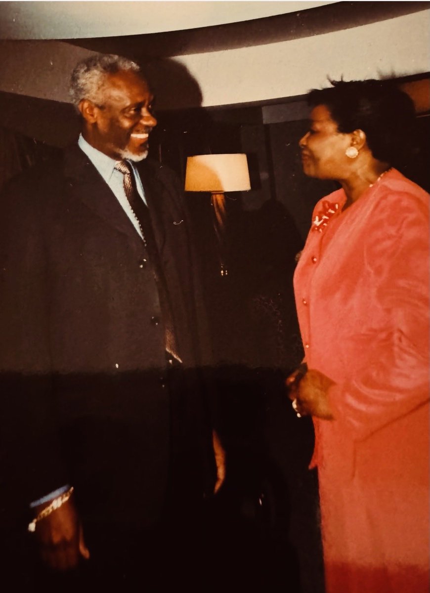 VernaPolitics's tweet photo. Three hundred yrs as a colony.
64yrs an independent nation.
To people of #Jamaica ..Happy #Independence.
Via leaders past/present @AndrewHolnessJM / Hon.Mark Golden @PNP.
Hon.#PJPatterson / Hon. #PortiaSimpsonMiller β¦may Jamaica π―π² continue to grow from strength to strength. https://t.co/LYL8WIZ7Nh