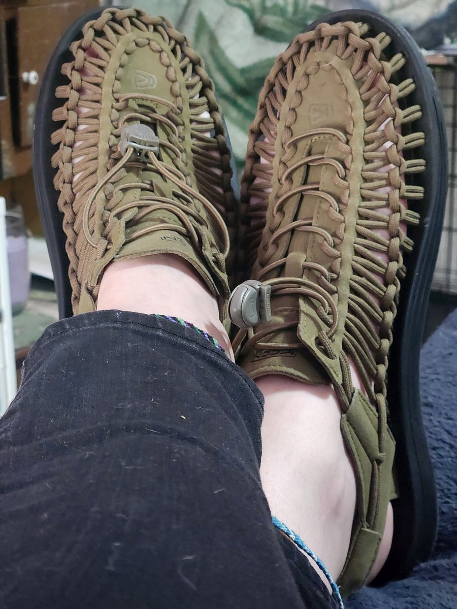 ygqfreya's tweet photo. Follow, send, see what's inside.. seems pretty simple right? Wanna see more posts? Like or share my content.
#giantess #15s #sizetwitter #Findom #sexyfeet https://t.co/g2yLq1fV81