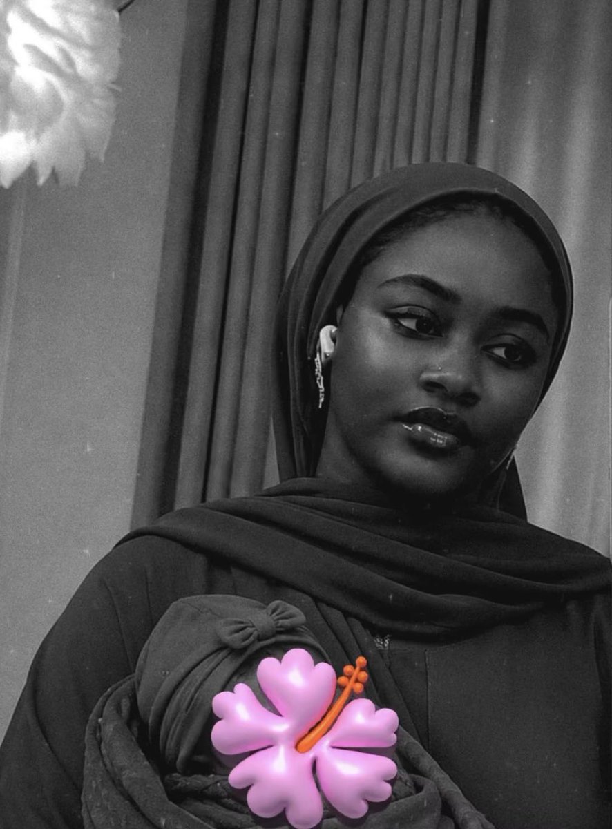 Gurly__m's tweet photo. Safeera further revealed that her precious💓baby girl's name is Ayam which means🦋My Heart🦋a beautiful name originated from Ebira🥰😌❤️

Congratulations to the latest mummy and daddy Ayam💓
#onlineinlaws https://t.co/SKZqfZd8rA