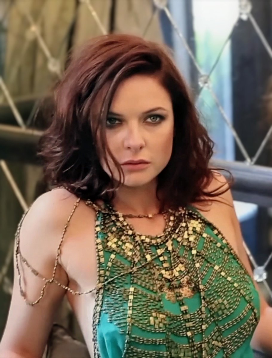 feb_reb424's tweet photo. Rebecca Ferguson 🪴 https://t.co/DbVYmDAJQ8
