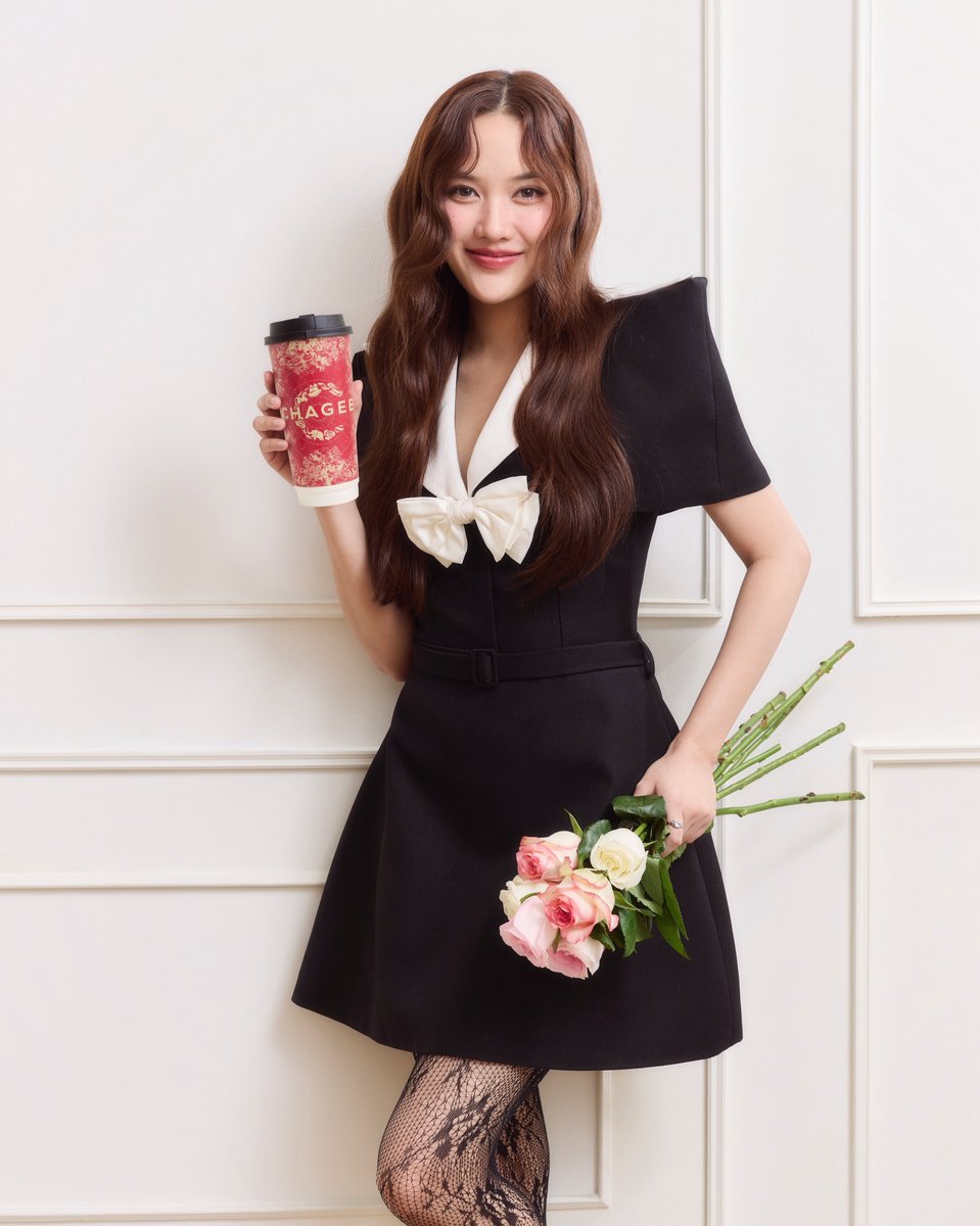 bee_nidarat_'s tweet photo. น่ารักกกก
#srchafreen
#CHAGEEFlavourInHarmony
#CHAGEELycheeRoseBlackTea
#CHAGEETH 
#CHAGEETOGETHER https://t.co/DbYDe6pNti