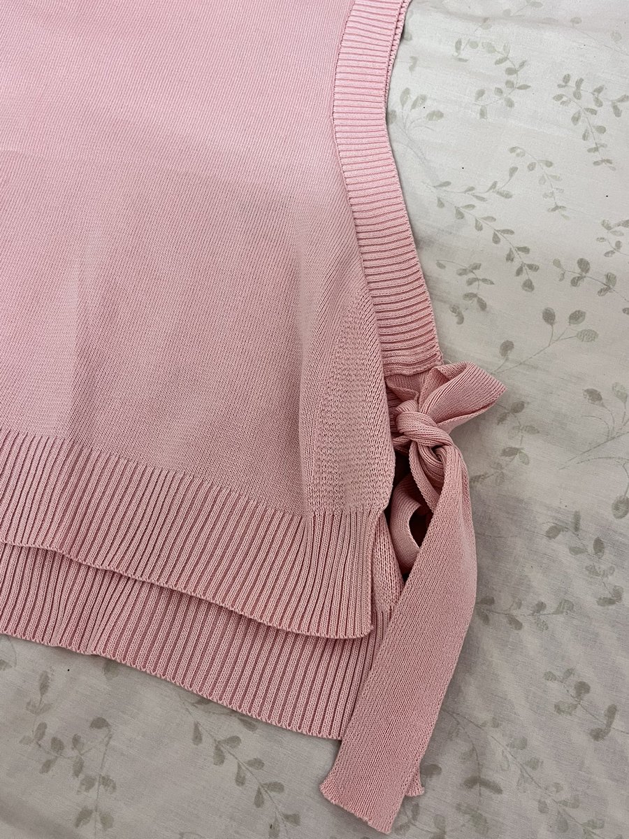panghorm91's tweet photo. 🎀ส่งต่องานเว้าแขนผูกข้าง ยาว 20 อก 32
ส่งต่อ 40฿ 🤏🏻 #ส่งต่อเสื้อผ้า #เสื้อผ้ามือสองสภาพนางฟ้า #เสื้อผ้ามือสองสภาพดี #ส่งต่อเสื้อมือสอง #โล๊ะตู้เสื้อผ้ามือสอง #โล๊ะตู้ https://t.co/B5GiwrmiEe