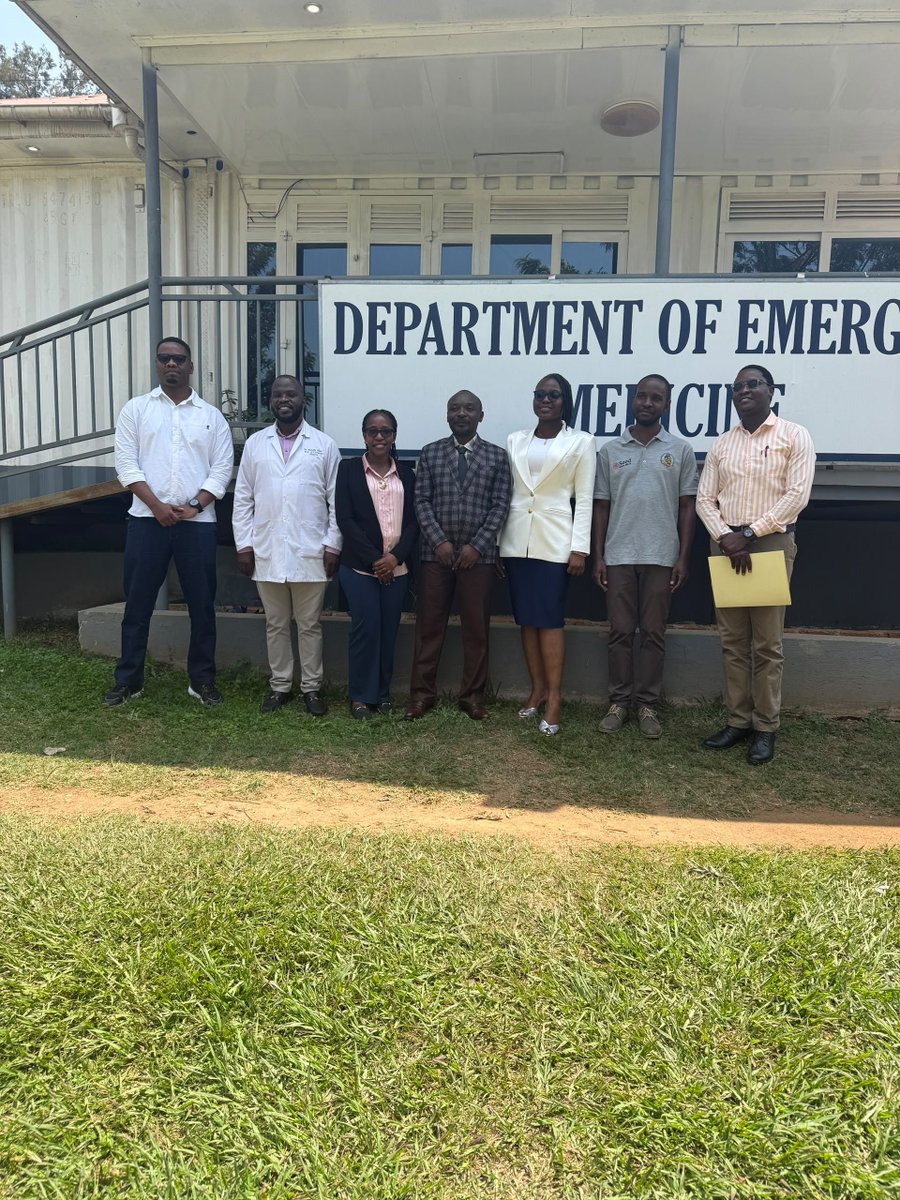 MUST_EM's tweet photo. Two successful dissertation defenses. Two future Emergency Physicians. One stronger future for emergency care. Congratulations to our residents on this well-earned achievement! 🎉 #EmergencyMedicine #MUSTEM https://t.co/AUnVN0gBzr