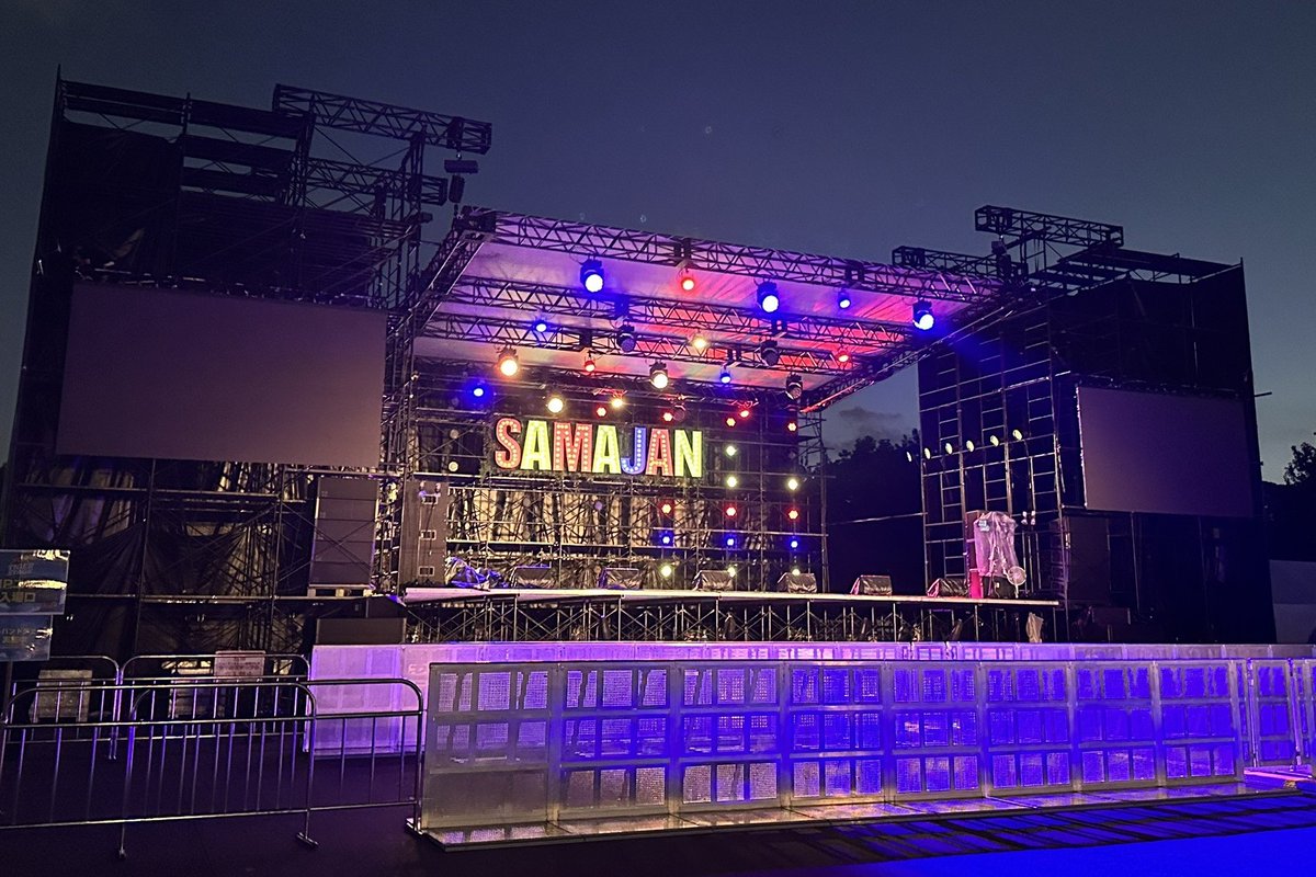 samajan_idol's tweet photo. ／

遂に明日開催❣️#サマジャン2026
ステージがお台場に完成しました👊💥

今年はやぐらもそびえ立つ...⁉️👀

＼

『 IDOL SUMMER JUNGLE 2026 』
⏰8/7(金)8(土)9(日)
🏟️お台場R地区
🎫VIP¥28,000/一般¥5,000/女性¥4,000(+1D)

・VIP / 一般/女性：販売中🎫🔥
https://t.co/zoFr11jHhY https://t.co/zufJb0Vx62