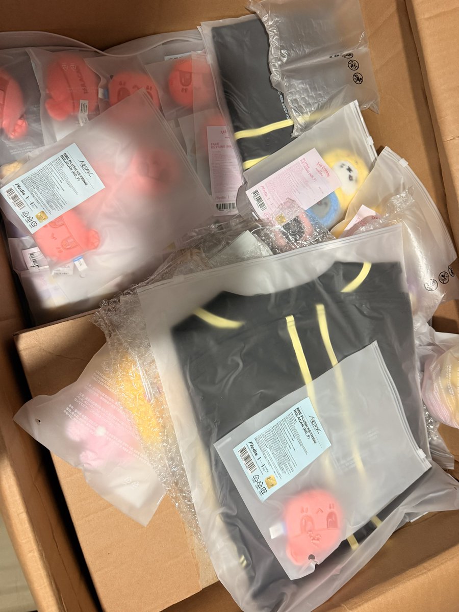 iiridescentstar's tweet photo. #irdscphupdates

new_ encore po2 is finally here 😭 rest assured that I'll be arranging the shipment later and will start shipping it this week as long as you have checkout already. 

again, I do applogize for the weeks of delay for this orders, we will not be using umac anymore since mabagal po and ang hirap itrack ng movement niya 🥹🙏