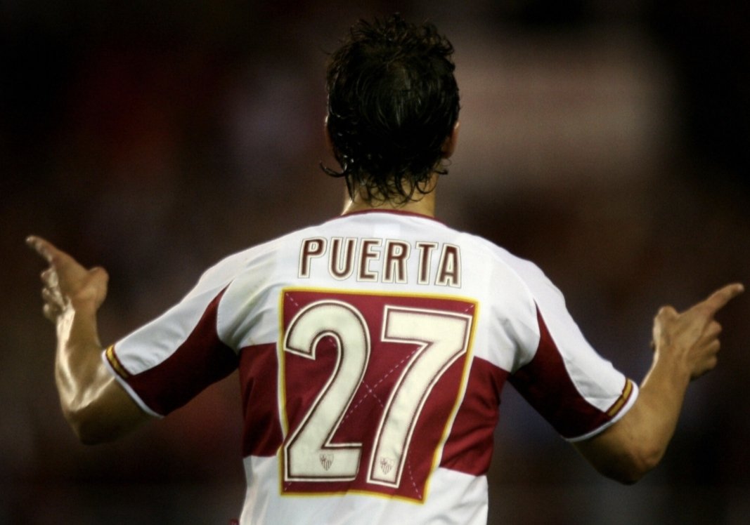 SFCSVQ2's tweet photo. 🚨SORTEO DE LA CAMISETA 2005/2006.

✅Seguir a @fbt_spain y a @SFCSVQ2
 
❤️ LIKE + RT a este tweet y a la publicación de @fbt_spain

🫂Mencionar a un amigo, más amigos, mas oportunidades.

📆Ganador el 14 de agosto. https://t.co/3VgcCGJRx6