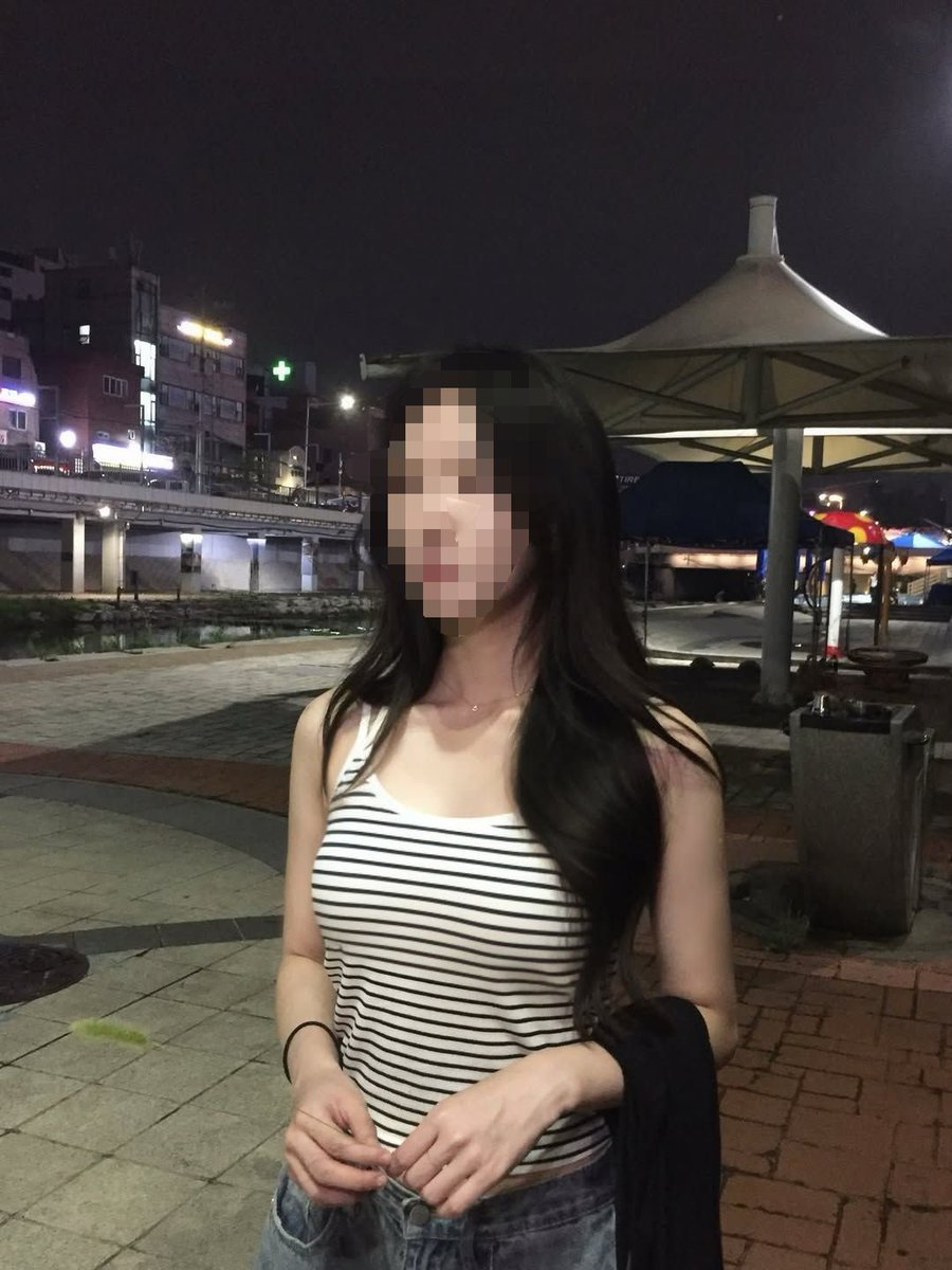 xxxttt_520's tweet photo. 지인 상납하고 배덕감 느낌 사람은 상납해❤️💦 상납하는 순간 모자이크된 사진만 소장 할 수 있어❤️💢 꼴리면 능욕도⁉️
#지인상납 #지인 #지인능욕 #지인박제 https://t.co/snkdEHrbWo