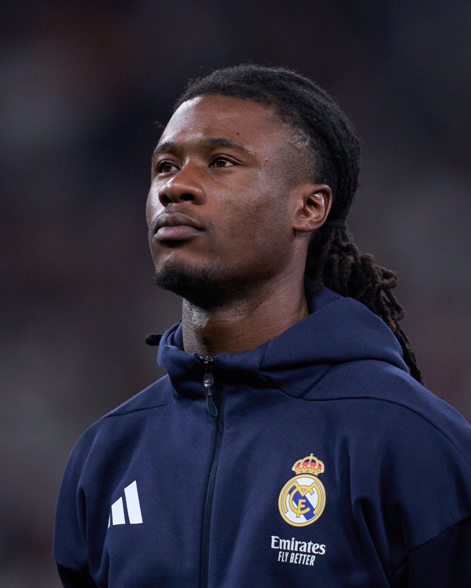 ActuFoot_'s tweet photo. 🚨 LE REAL MADRID VOULAIT FAIRE PARTIR EDUARDO CAMAVINGA 🇫🇷 POUR RODRI 🇪🇸 ! 👋 

MAIS LE FRANÇAIS NE VEUT PAS PARTIR !!! ❌ 

Les Madrilènes ne veulent pas se débarrasser d’Aurelien Tchouameni 🇫🇷.

🗞️ @Djaameel_ https://t.co/O5IQIocqwr