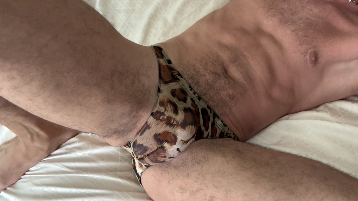 antonhaleb's tweet photo. #нюдсчетверг #nude https://t.co/zBPHhFKq6U