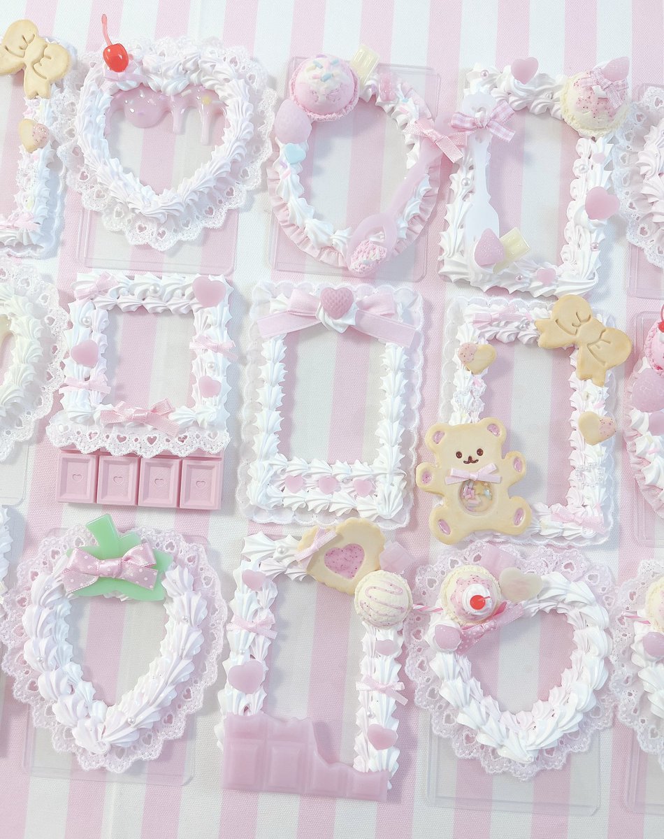 My_SweetsRecipe's tweet photo. #手元の推し活まつり in神戸マルイ初日、2日で購入して下さったみなさま、本当にありがとうございます💖8/11まで開催しているので、ぜひ遊びに来てください🎀♡ https://t.co/GPF01BQc7n