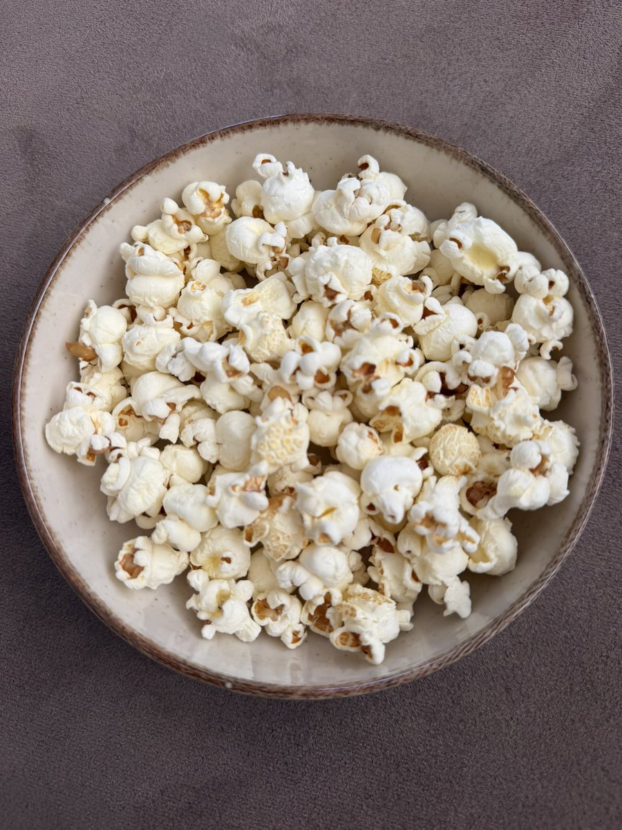 gimmesparkless's tweet photo. 90 kcal https://t.co/VwjVnKTRX5