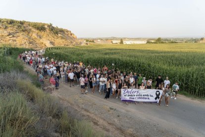 MRSHL0's tweet photo. Per cert, l'altre dia Soses va sortir al carrer anant fins on la va matar.

Ho vau veure a TV3?
Ho vau veure a Nació?
Ho vau veure a Vilaweb?
Ho vau veure al Diari Ara?
Púrria de periodisme.

Jo sí que us deixo una foto de la manifestació i caminada en record de la Dolors Agustí. https://t.co/CgyrkbN3xY