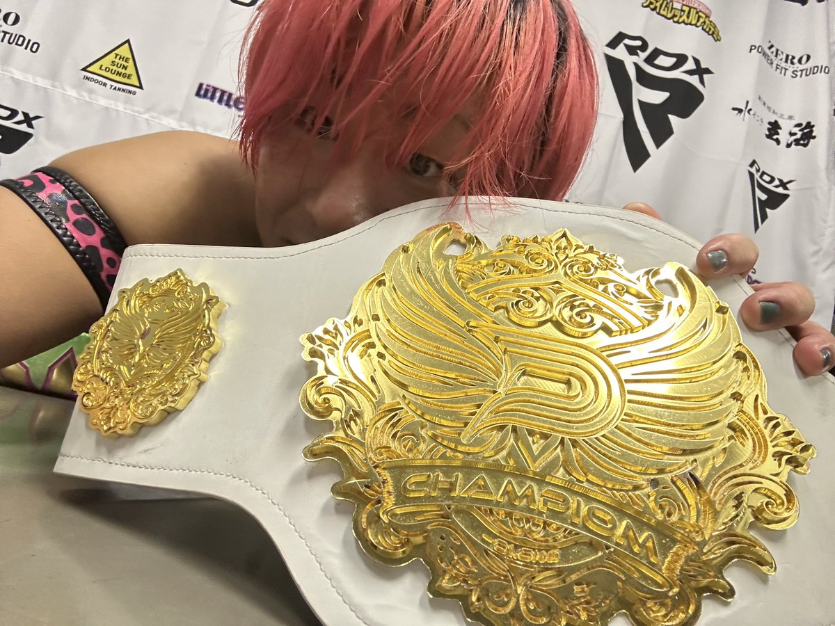 george_age's tweet photo. 取り急ぎ！！！！
エンペラーオブパーティー奪取いたしました！！！！！！！
ありがとうございました！！！！！！！！！！
#PPPTOKYO https://t.co/OF0JN63yUp