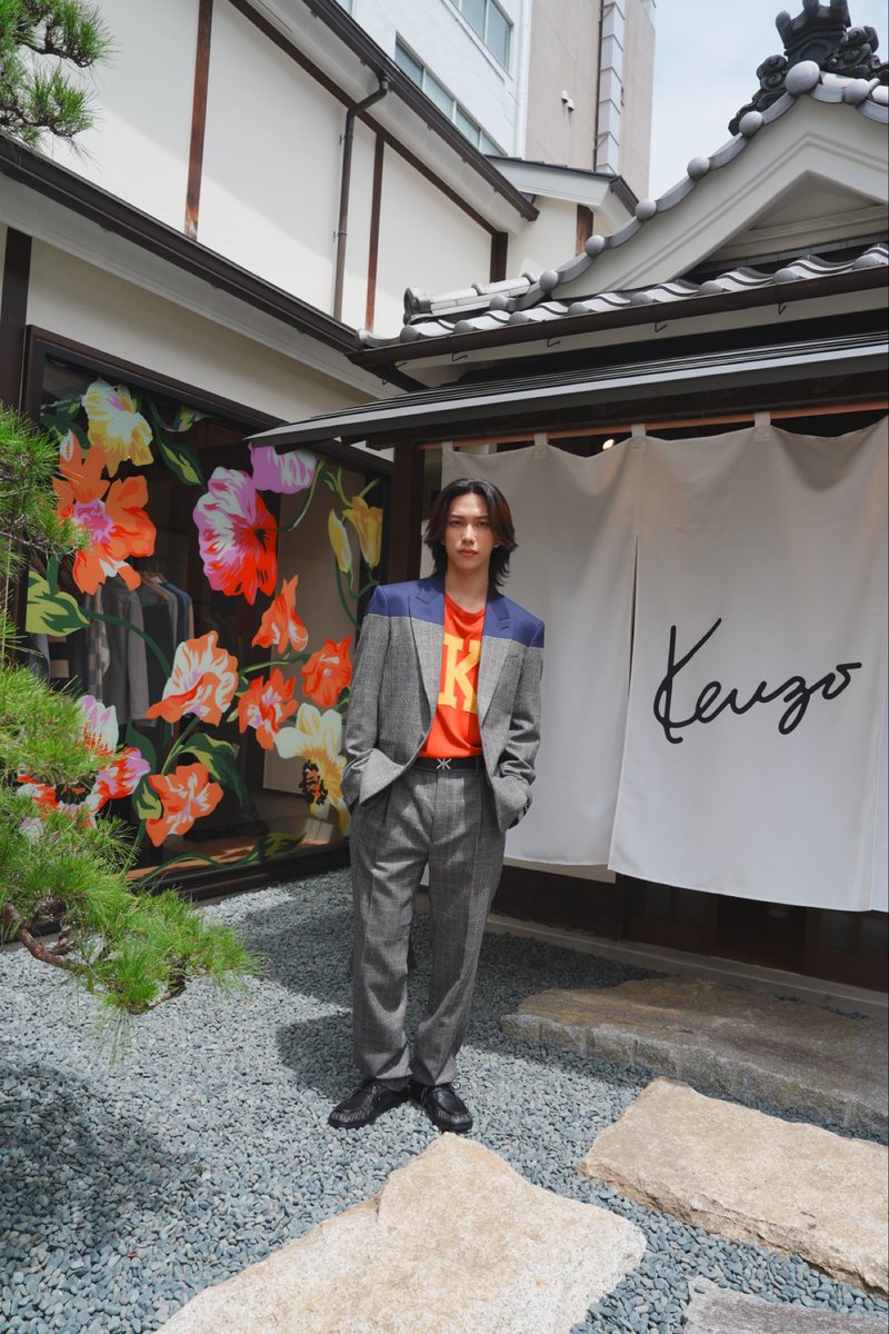 ai_k's tweet photo. #INI #池﨑理人 さんら来場

KENZO PARIS JAPAN / 原宿で期間限定のポップアップストア8/6から

・営業時間:11:00〜20:00 (最終日8月9日のみ 11:00〜18:00 )
・会場:「 GATE 」東京都渋谷区神宮前 ６-５-10
・入場料: 無料

https://t.co/ljAPpPU1iC https://t.co/OvKRRVKscx