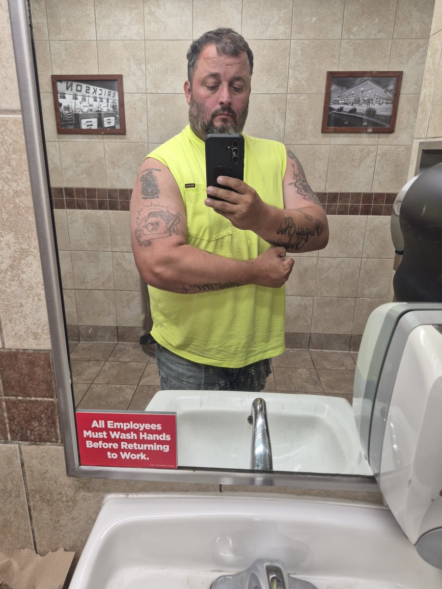 greer5208's tweet photo. Growth is all not always in your body. Getting bigger put in the metal capacity in which you handle things
This journey has been mentally physically. And emotionally tough, but I sucked it up and were doing it https://t.co/eqUYBKm02f