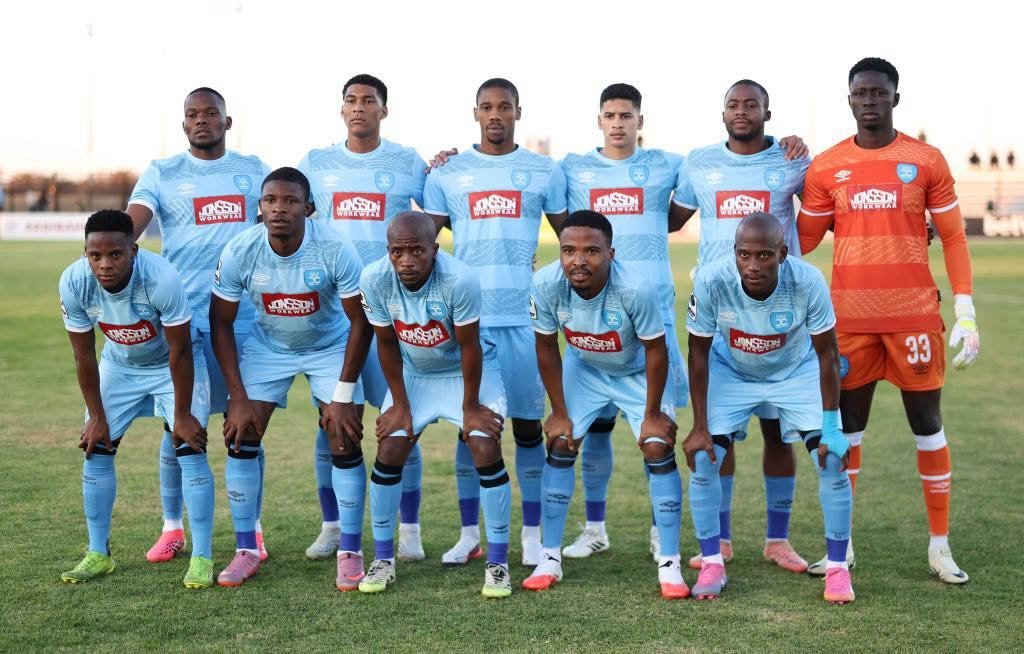 A_B_Ditlhobolo's tweet photo. Kaizer Chiefs Discover Their #CAFConfederationCup Opponents
The Soweto giants will face the winner between Red Arrows of Zambia and FC Rouge of Madagascar in the 2nd preliminary round.
2nd preliminary round dates
16-18 October FIRST-LEG
23-25 October SECOND-LEG
Durban City will lock horns with Rukinzo FC from Burundi in the 1st preliminary round of the CAF Confederation Cup.
The winner on aggregate or penalties between City and Rukinzo will face either AS Port Louis 2000 of Mauritius or Botswana's Jwaneng Galaxy in the 2nd preliminary round.
1st preliminary round dates
4-6 September FIRST-LEG
11-13 September SECOND-LEG