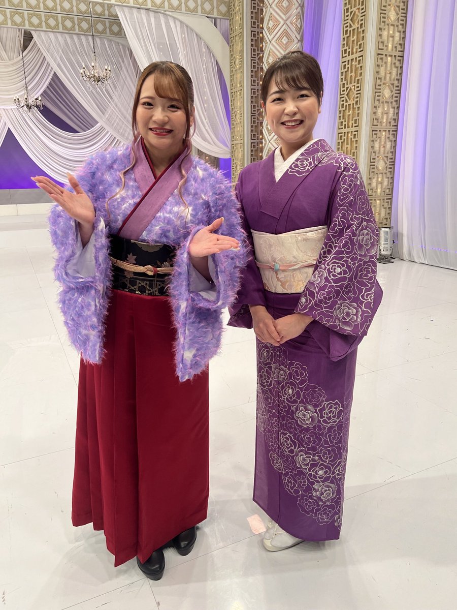 hanaha_hirayama's tweet photo. 花羽です🌸

本日はBSフジ『昭和歌謡パレード』
の収録でした✨

素敵な皆様とご一緒させていただきました！！

先輩の皆様の貴重なお話をお聞きしたり♪ 
あの歌謡曲にも初挑戦！

放送は8/27（木）18:00〜20:00

是非ご覧ください👀

MC
#三雲孝江 さん
#中山秀征 さん

#ジュディ・オング さん
#今陽子 さん
#早見優 さん
#堀内春菜 さん
#平山花羽