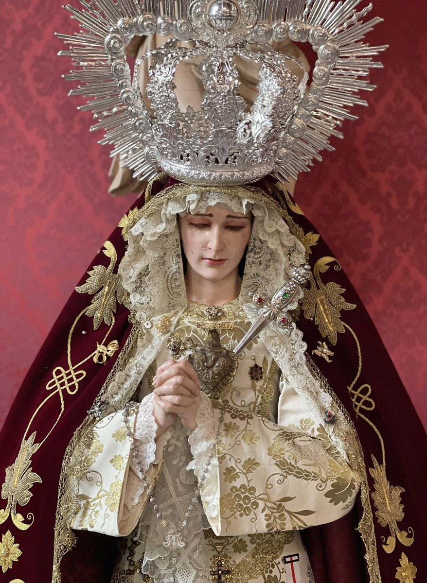 MariChismeGRX's tweet photo. @damasobeigbeder Madre del Socorro (Agustinos Granada) https://t.co/lQNNC37gvA