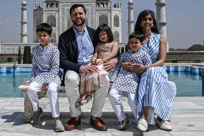 adamemedia1's tweet photo. JD Vance: “God forbid we have a President El-Sayed.”

Also JD Vance: https://t.co/YvuwbUi87k