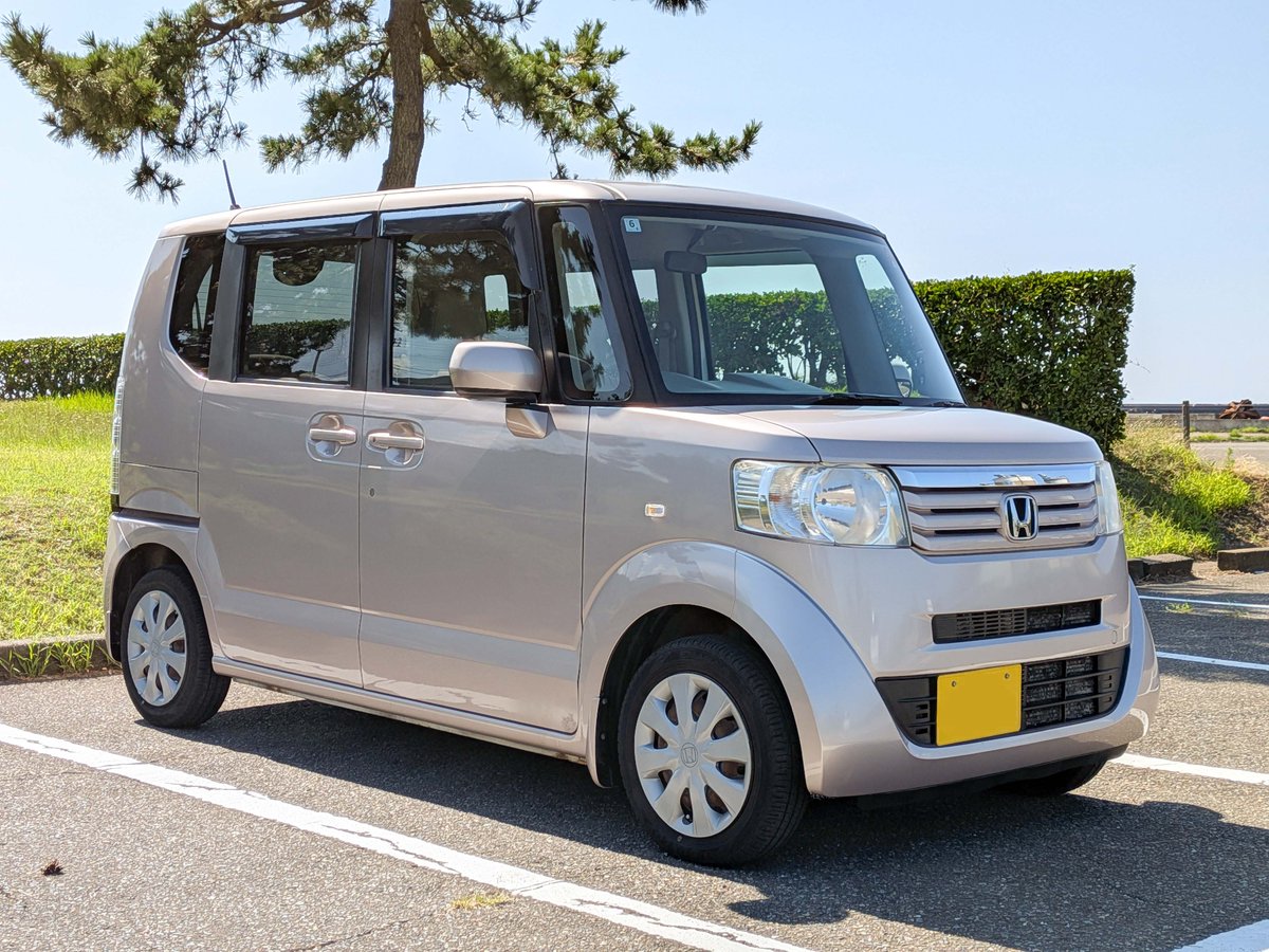 tsunagucars's tweet photo. #車売ります
ヤフオク出品中！！

ホンダN-BOX G 2WD
H26年式
11.5万km
検R9年6月

8万円〜
即決21万円
（リサイクル委託料金別途）

爆安ですよ！👍
新潟からです🌾

リンク↓ https://t.co/tCmYla3MWC