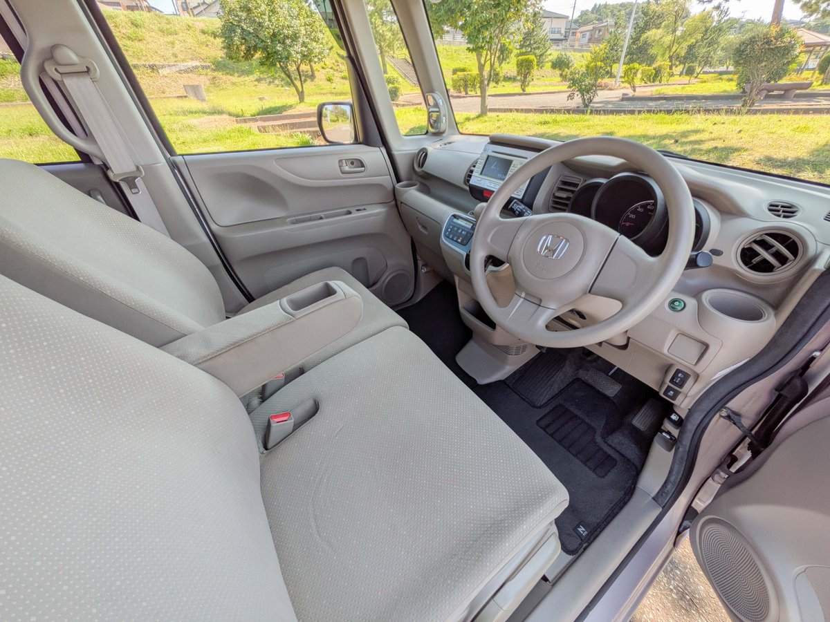 tsunagucars's tweet photo. #車売ります
ヤフオク出品中！！

ホンダN-BOX G 2WD
H26年式
11.5万km
検R9年6月

8万円〜
即決21万円
（リサイクル委託料金別途）

爆安ですよ！👍
新潟からです🌾

リンク↓ https://t.co/tCmYla3MWC