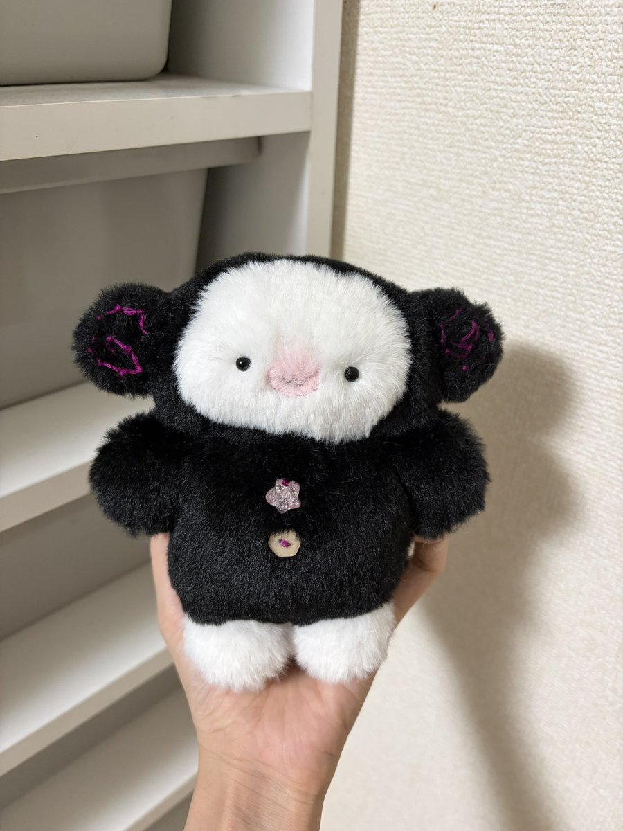 mojugari's tweet photo. 土曜日の通販にはでこっぱちな死神の赤ちゃんも登場します^_−꩜ https://t.co/ME5welQwzl