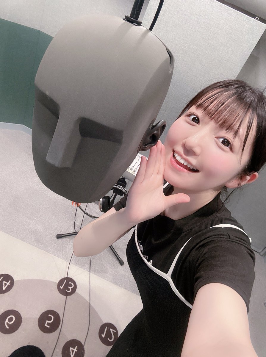 _m_aaii's tweet photo. 耳元で囁いちゃうよん♩⭐︎ https://t.co/2KuEIJhGRz