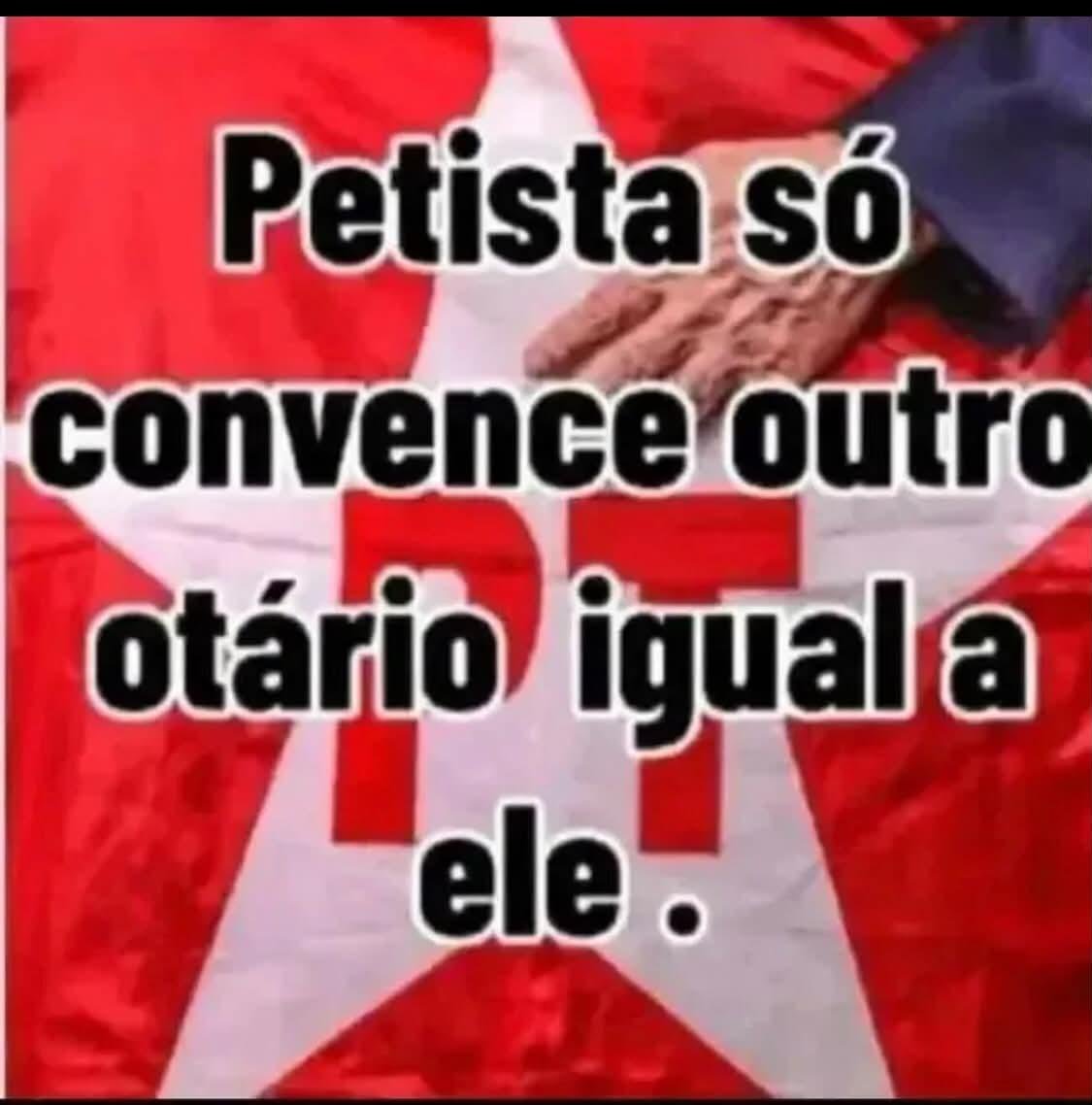 Celinha61857895's tweet photo. @TumultoBR Ele quer é salvar o visto dele! Sai pra lá Satanás. https://t.co/FyzHqlKDKx