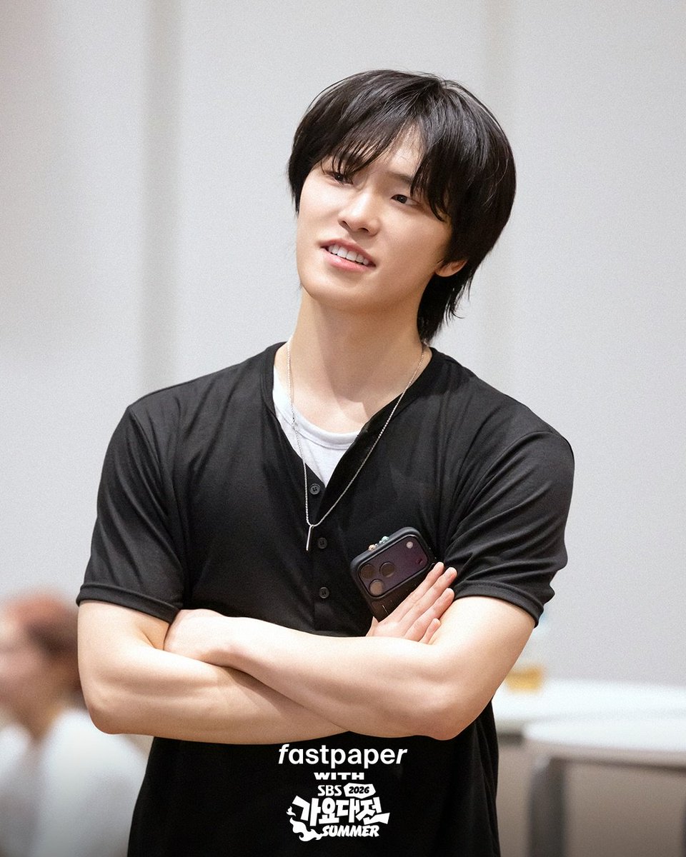 updatingsvt's tweet photo. [PERFORMANCE] 260806 Picheolin (DINO) on 2026 SBS Gayo Daejeon SUMMER | Exclusive behind photos from fastpaper

#Picheolin #피철인 
#DINO #디노 https://t.co/MDv55ozuyI