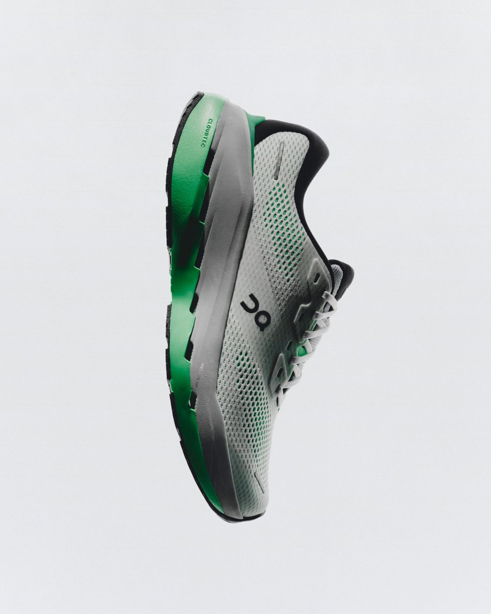 on_running's tweet photo. The Cloudrunner 3 Max. Steady from the first landing. Confident through every mile.
Wide-base CloudTec® geometry delivers unwavering stability, while Helion™ HF hyper foam provides soft cushioning and responsive energy return.
Shop now: https://t.co/yfj2JdXPyj
#RunOnClouds https://t.co/zcQhwPKNqr