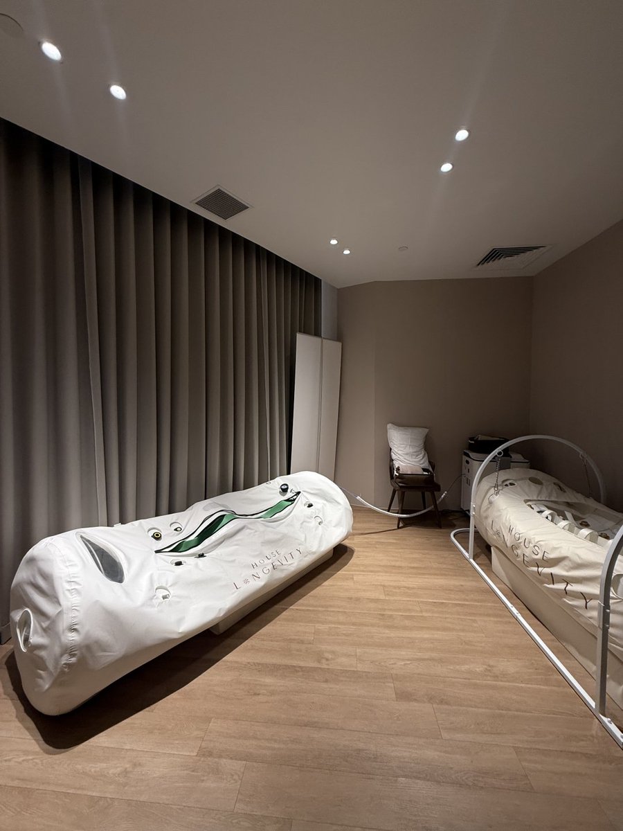 Eri_Gentle's tweet photo. 🇸🇬 CBD 직장인 여성들이 놓칠 수 없는 힐링 웰니스 시간 #고압산소챔버
📍 House Longevity · Sauna Bath House https://t.co/OuCSfnfpl4