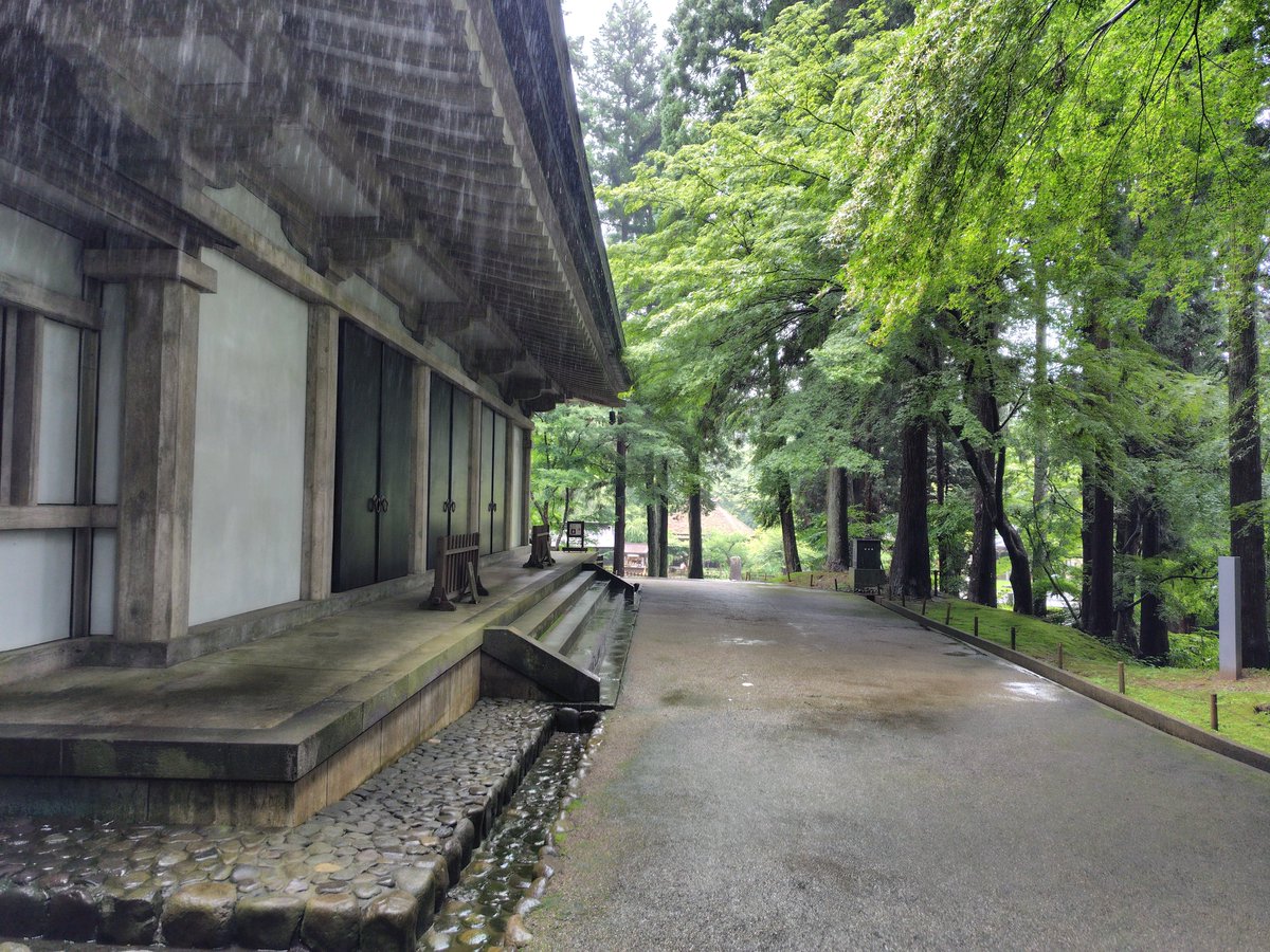 StealCats's tweet photo. 『中尊寺』
金色堂が想像より小さかったけど
螺鈿などの細工が美しい
https://t.co/CIhXlFLwmJ
 #中尊寺  #金色堂
20260802 https://t.co/Rc59szjUzL