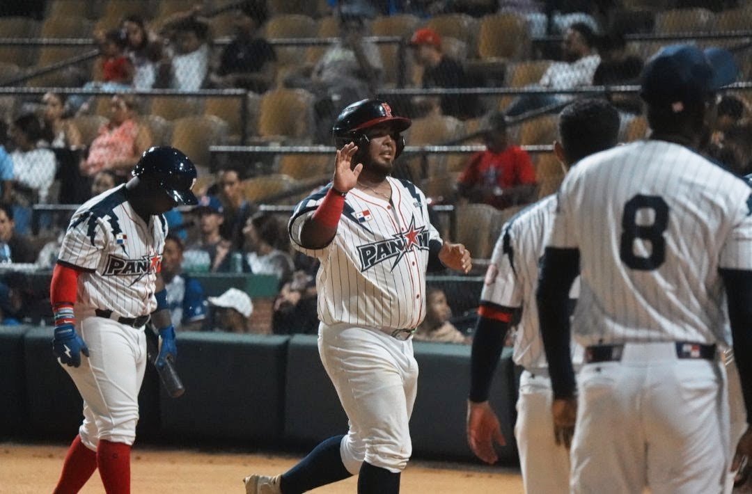 beisbolamericas's tweet photo. #SantoDomingo2026
#SuperRonda
#SuperRound

Juegos Centroamericanos y del Caribe / Central America and Caribbean games

Nota de Juego 📝 
•
Game Note  📝 

📍 Santo Domingo 🇩🇴
🏟️ Juan Marichal 

Detalles / Details:
💻 https://t.co/wBMmtY3Dle

@wbsc

#OurGame 
#NuestroJuego https://t.co/hgBFwRyiv2