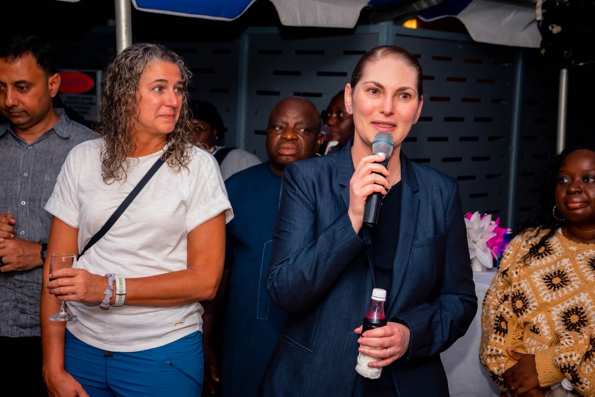 USEmbassyLome's tweet photo. On July 30, the U.S. Embassy Lomé hosted a networking event for alumni of U.S. exchange programs, members of the Global Alumni Association of Togo, and participants from Space Forum Africa 2026 focused on building connections, sharing experiences, and fostering professional engagement. 
The gathering highlighted the importance of innovation and technology while providing an opportunity for participants to exchange ideas, strengthen ties across different program cohorts, and celebrate the launch of the second edition of the alumni newspaper. 
#ExchangePrograms #USAinTogo #Alumni