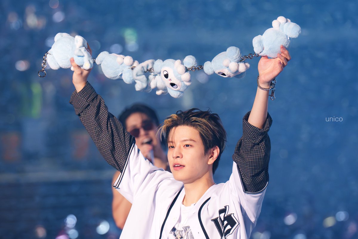 unico190402's tweet photo. 260802 Stray Kids RUN IT SEOUL D5 #straykids #스트레이키즈
#Seungmin #김승민 https://t.co/U9mEJALoke