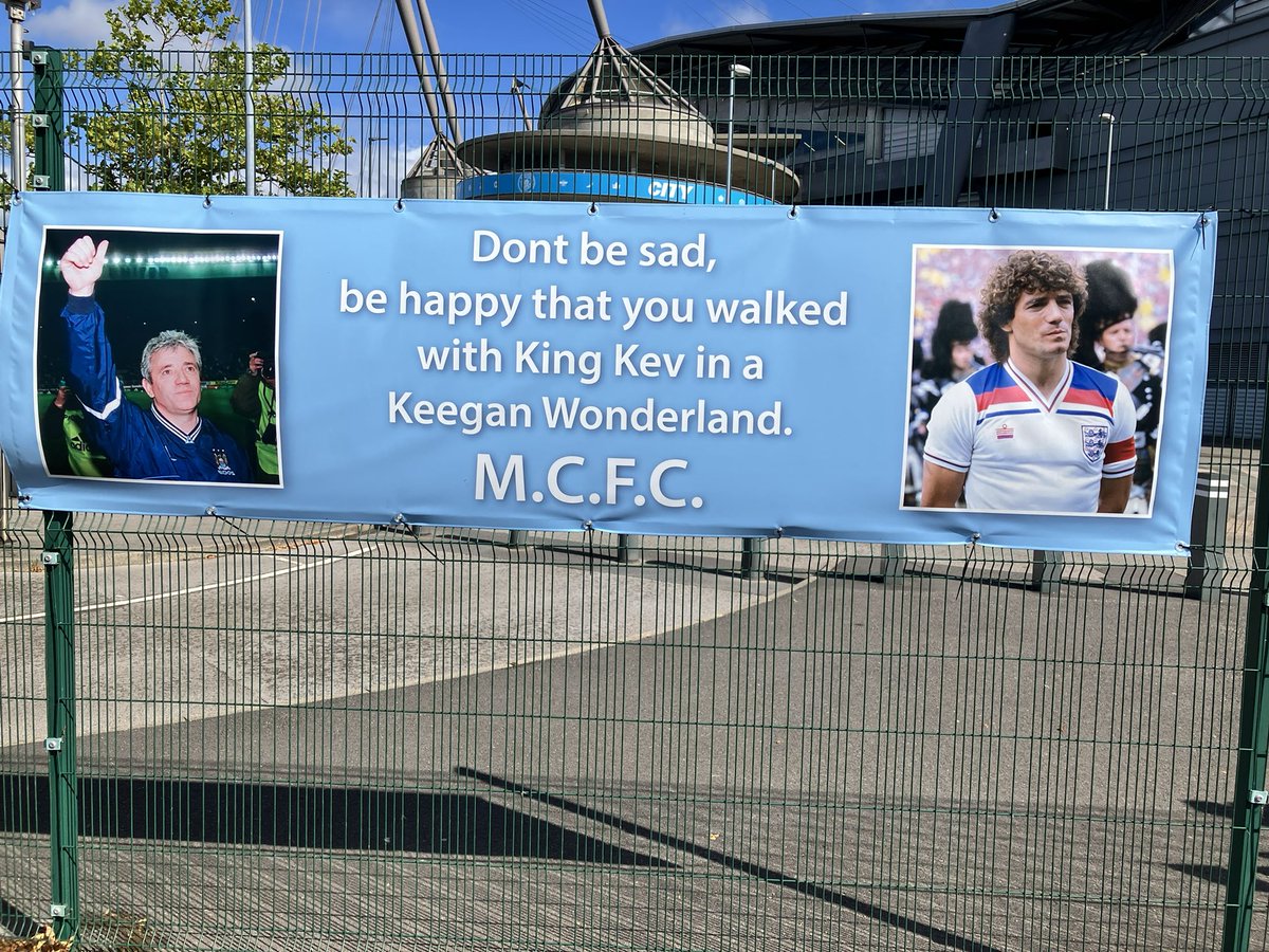 S_Marsden1959's tweet photo. Whoever did this fair play to you👏👏 https://t.co/DSD4GVsBfo