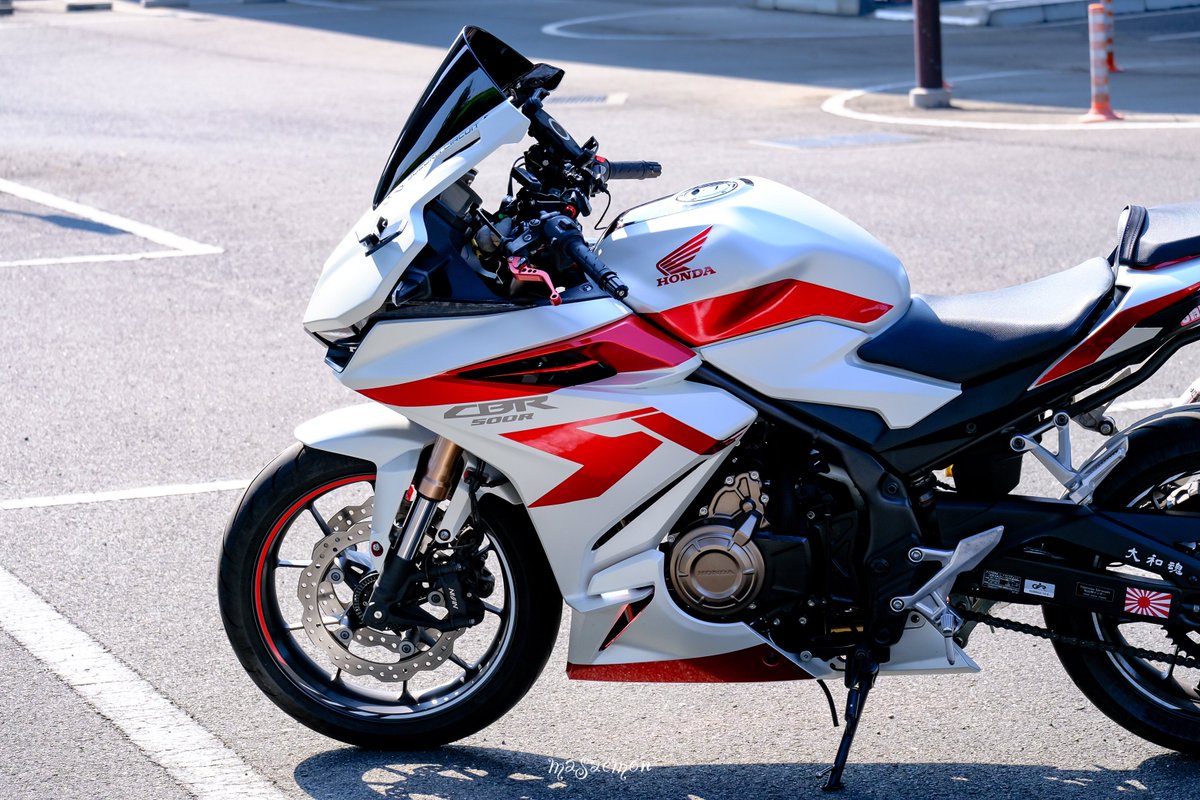 masaemon_w400's tweet photo. CBR500R？ https://t.co/CbrYHRFywm