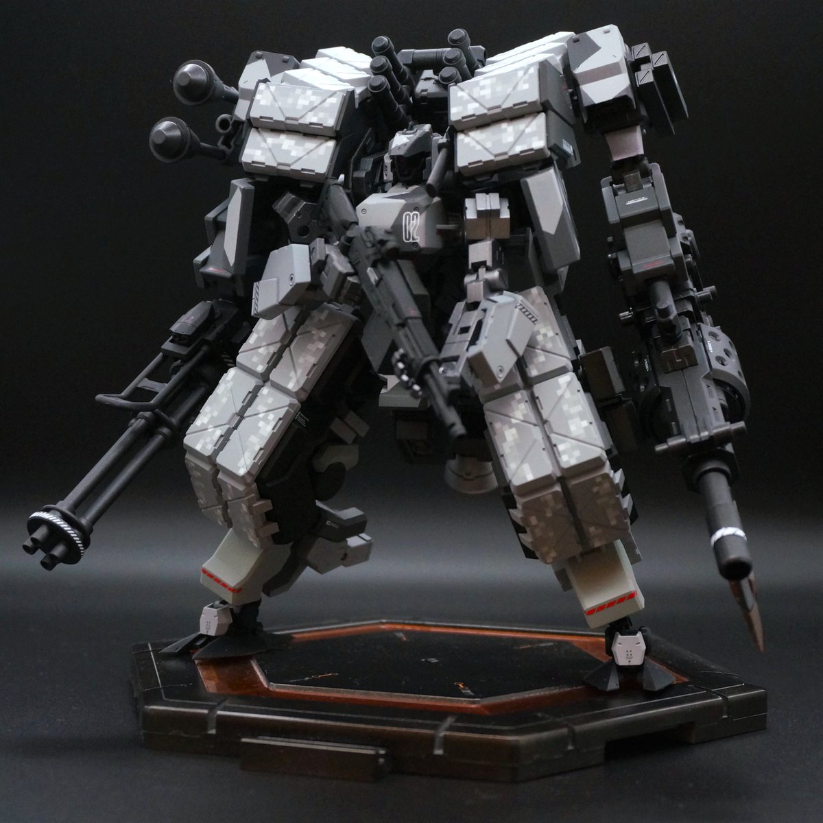 kizukiFaiz's tweet photo. フレームアームズは良いぞ
「FRAME ARMS are great」

#フレームアームズ https://t.co/Y2xqGh3SH4