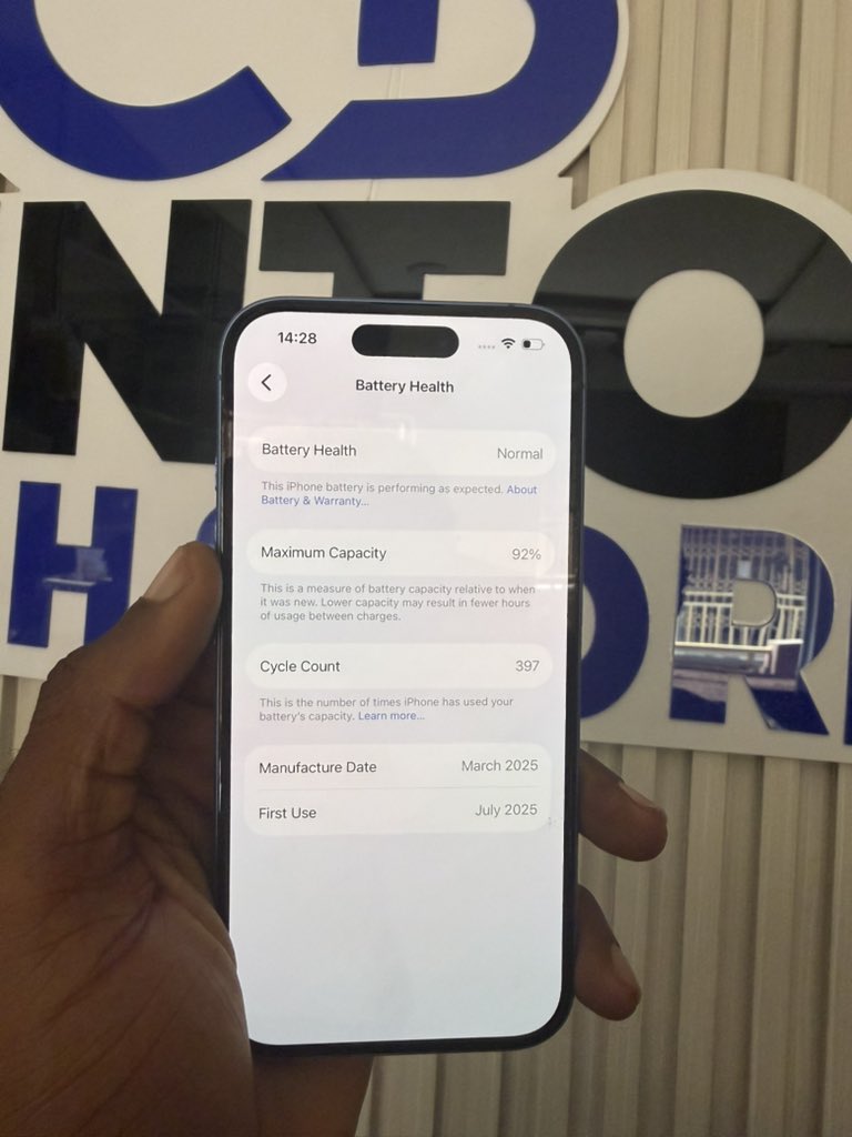 clintontechstor's tweet photo. Neatly used iPhone 16 128gb
N785,000
Send us a WhatsApp message to purchase or contact us on WhatsApp: 08145420926 or call: 08068868691
Address: FA62 NEW BANEX, Wuse 2 #gadgets #phones #iphones #accessories #clintontechstore #banex #banexplaza https://t.co/s7RvpMysOJ