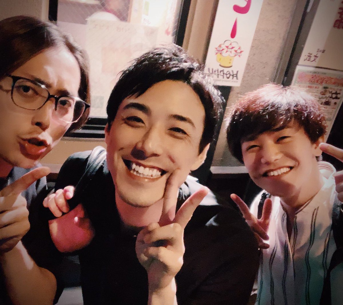 KairanV's tweet photo. 【結成記念日】
8月7日にカイランヴァン結成7周年を迎えます！

一度でも配信を観たことがある方。
イベントや舞台に足を運んでくださった方。
名前だけは聞いたことがあるという方。

カイランヴァンと出会ってくださったすべての皆さま、本当にありがとうございま��！

ということで、皆さんにご協力していただきたい事があります。

#私とカイランヴァン を付けて、
・初めて知った��っかけ
・思い出に残っている作品や配信
・好きなキャラ
・応援メッセージ

など、どんなことでも自由に投稿してください。

「同じような企画やったな」と思う方もいるかもしれません。
でも、何度振り返っても、何度思い出してもいいじゃないか！！！！！！！！

投稿を書きながら、ほんの少しでもカイランヴァンのことを思い出したり、考える時間になったら嬉しいです。

3人で皆さんの投稿を読みに行きます！

ぜひ一緒に、7周年を楽しんでいただけたら嬉しいです！！！！！！！！！

そして、これからもどうぞよろしくね！！！

#カイランヴァン
#カイランキャス