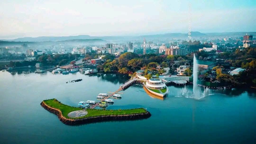 AMECOONLINE's tweet photo. Bahir Dar: Beauty Enhanced by Beauty
Addis Ababa | August 6, 2026 (AMECO):Nestled for centuries in the embrace of nature, caressed
see more :https://t.co/VROdLYVTfv
#AMECO #BahirDarCorridorDevelopment #BahirDar #LakeTana #BlueNile #Ethiopia #Tourism #UrbanDevelo https://t.co/fqZlxQA3BF