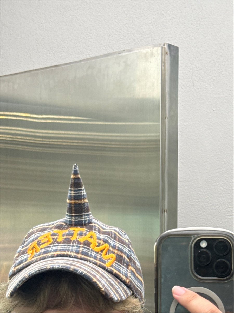 drusilus's tweet photo. spent $62 on this whimsical cap https://t.co/qC0HEHB2HV