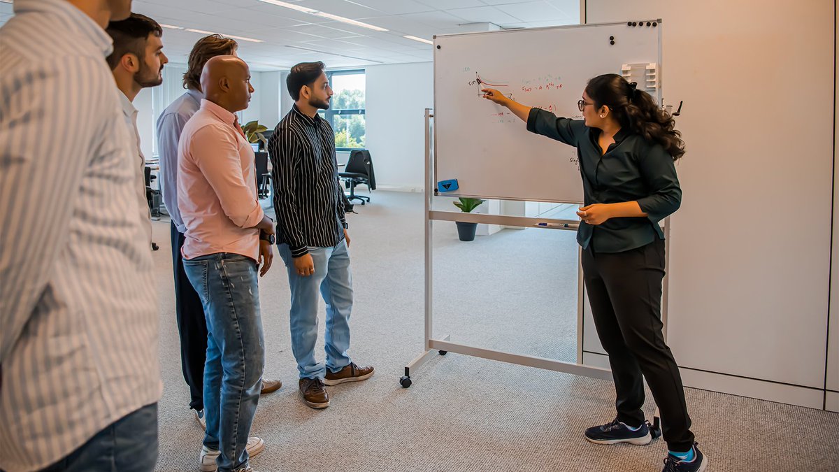 orangeqs's tweet photo. 🤝 Meet our team at the Quantum Physics and Logic (QPL) Career Fair at the University of Amsterdam and learn more about OrangeQS and opportunities within the quantum industry.

🔗 https://t.co/OiJTBaYY1K https://t.co/9Dutf7foum