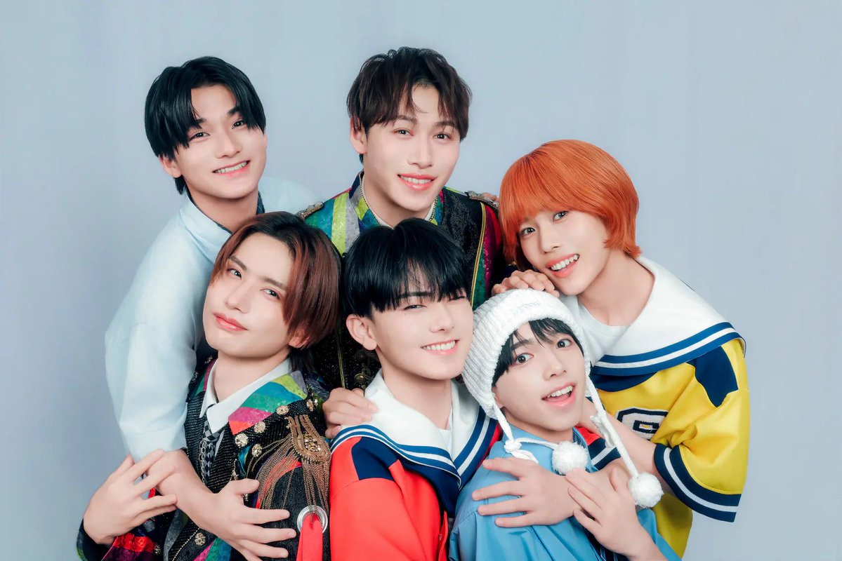 realsoundjp's tweet photo. ＼対談：スパフル×世が世なら!!!×SHY／

📸撮り下ろし写真はこちら（全13枚）
https://t.co/YdahgkRjTN

✍️特集「つばさ男子プロダクション」
https://t.co/sERl4ByknK https://t.co/LFJnR5bqF7